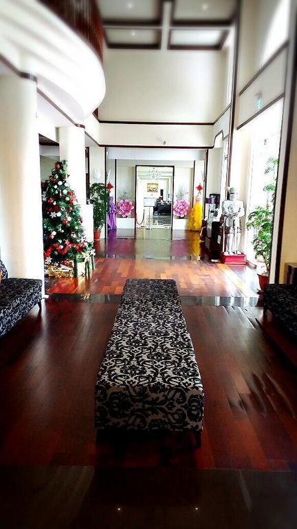 Empire Pacific Castle Hotel Yangmei Екстериор снимка