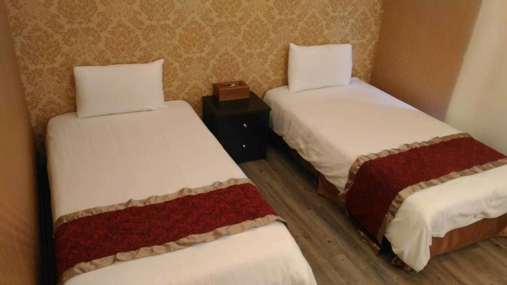 Empire Pacific Castle Hotel Yangmei Екстериор снимка